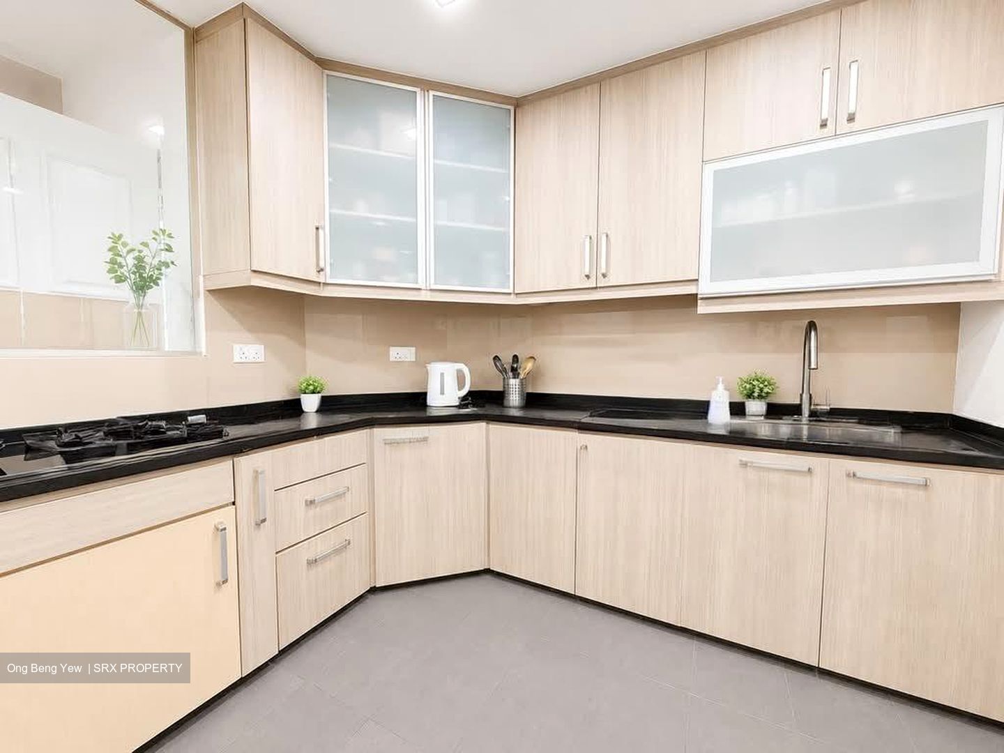 Mandarin Gardens (D15), Condominium #575488401